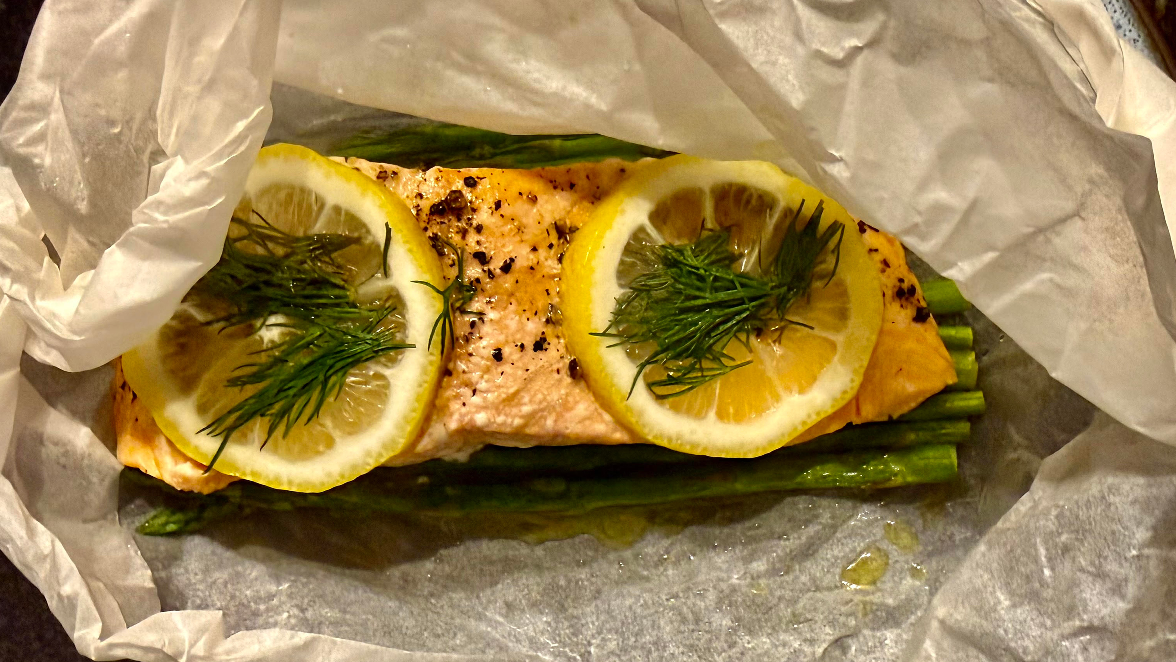Quick-Cook Salmon en Papillote