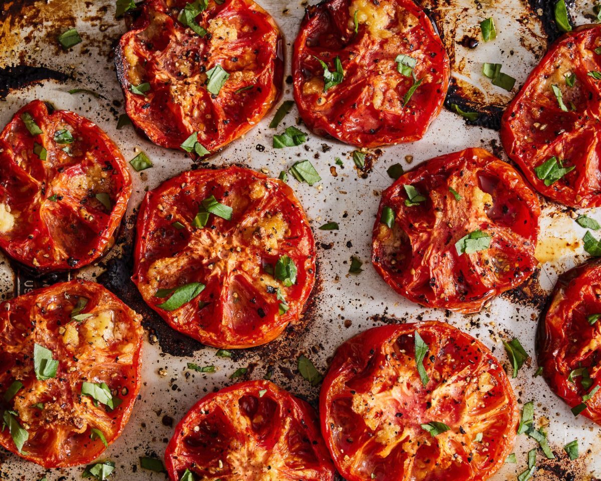Pomodori a mezzo: roasted tomato halves